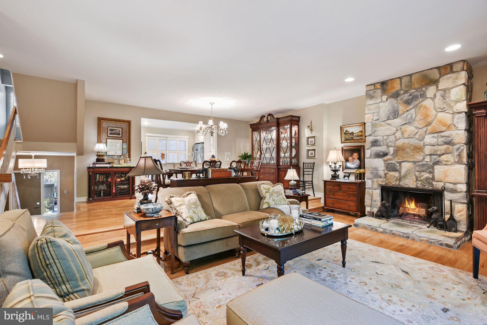 RESTON - Residential