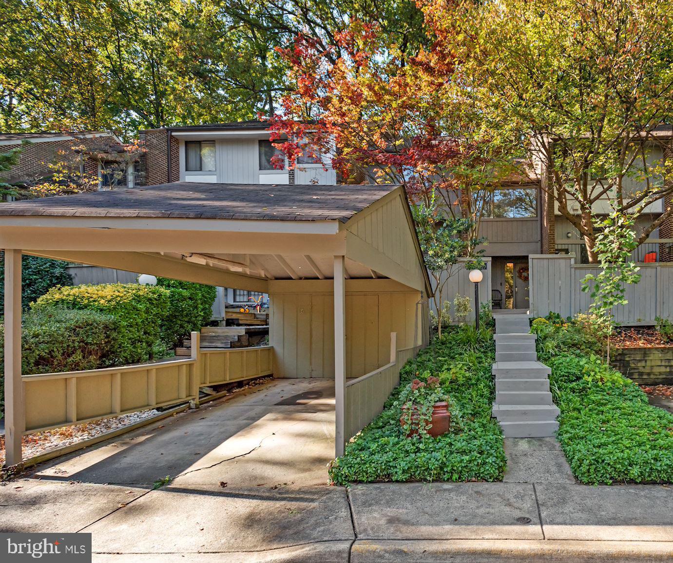 RESTON - Residential