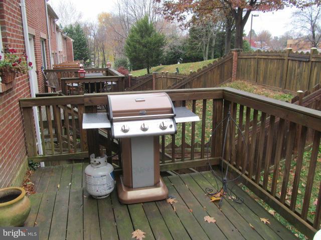 PLANE TREE - Residential