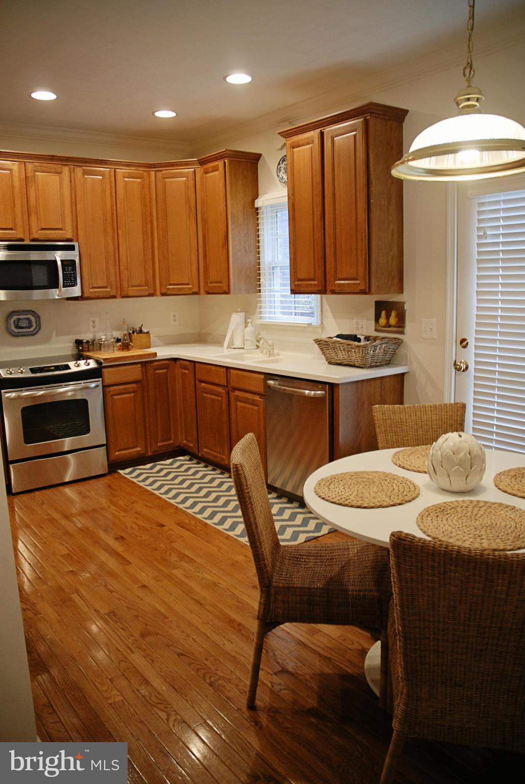 PLANE TREE - Residential