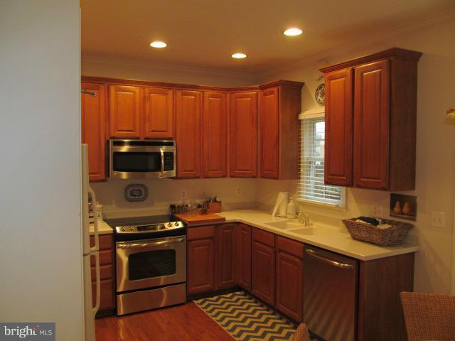 PLANE TREE - Residential