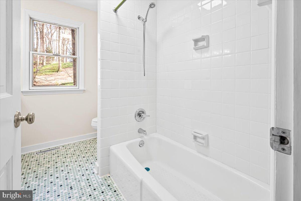 YORKLYN RIDGE - Residential