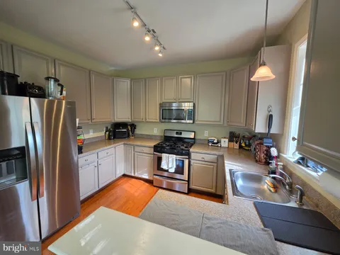 132 Timberlake Drive, Ewing, NJ MLS: NJME2076436