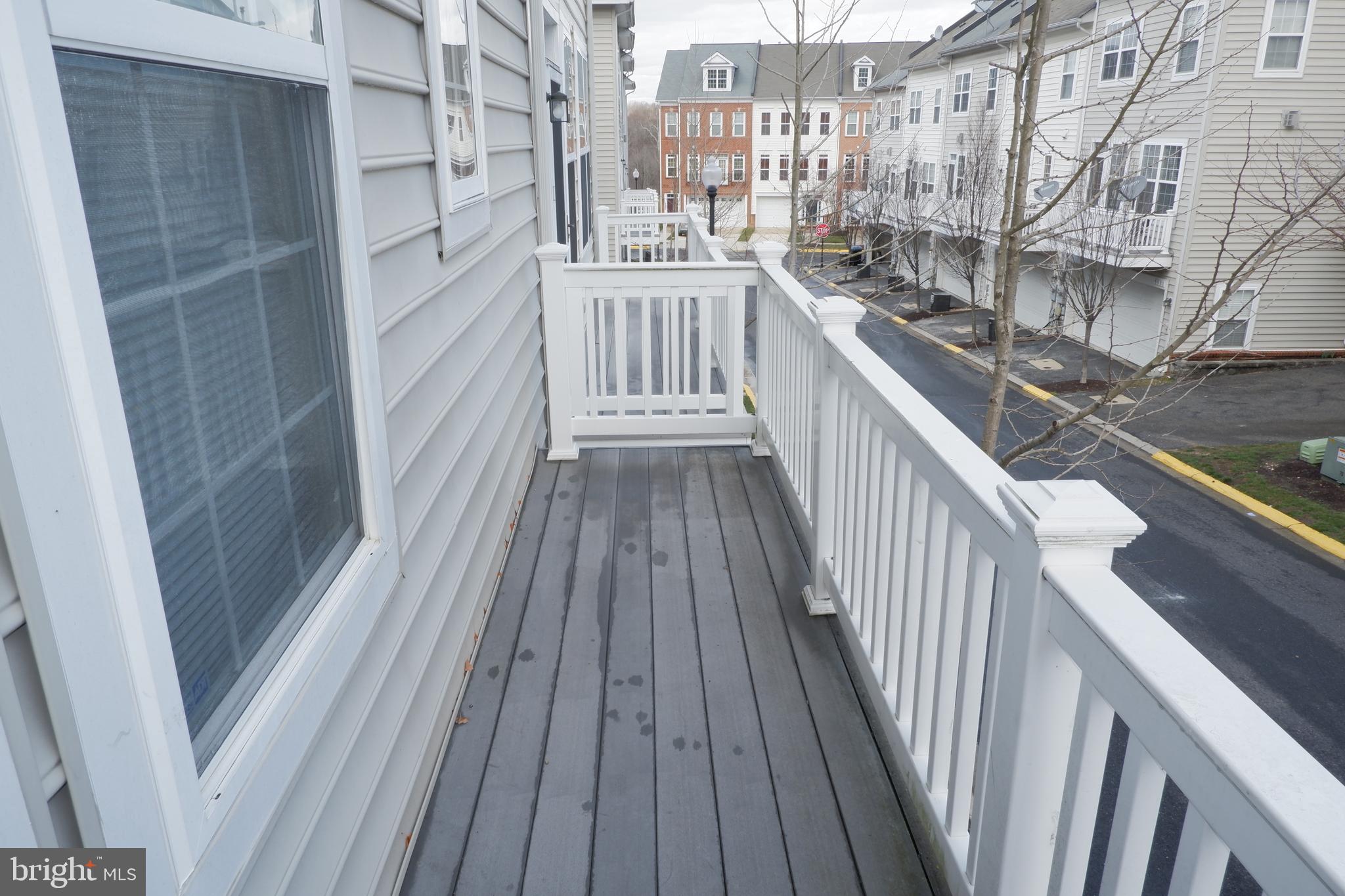 METRO PLACE AT TOWN CENTER - Residential Lease