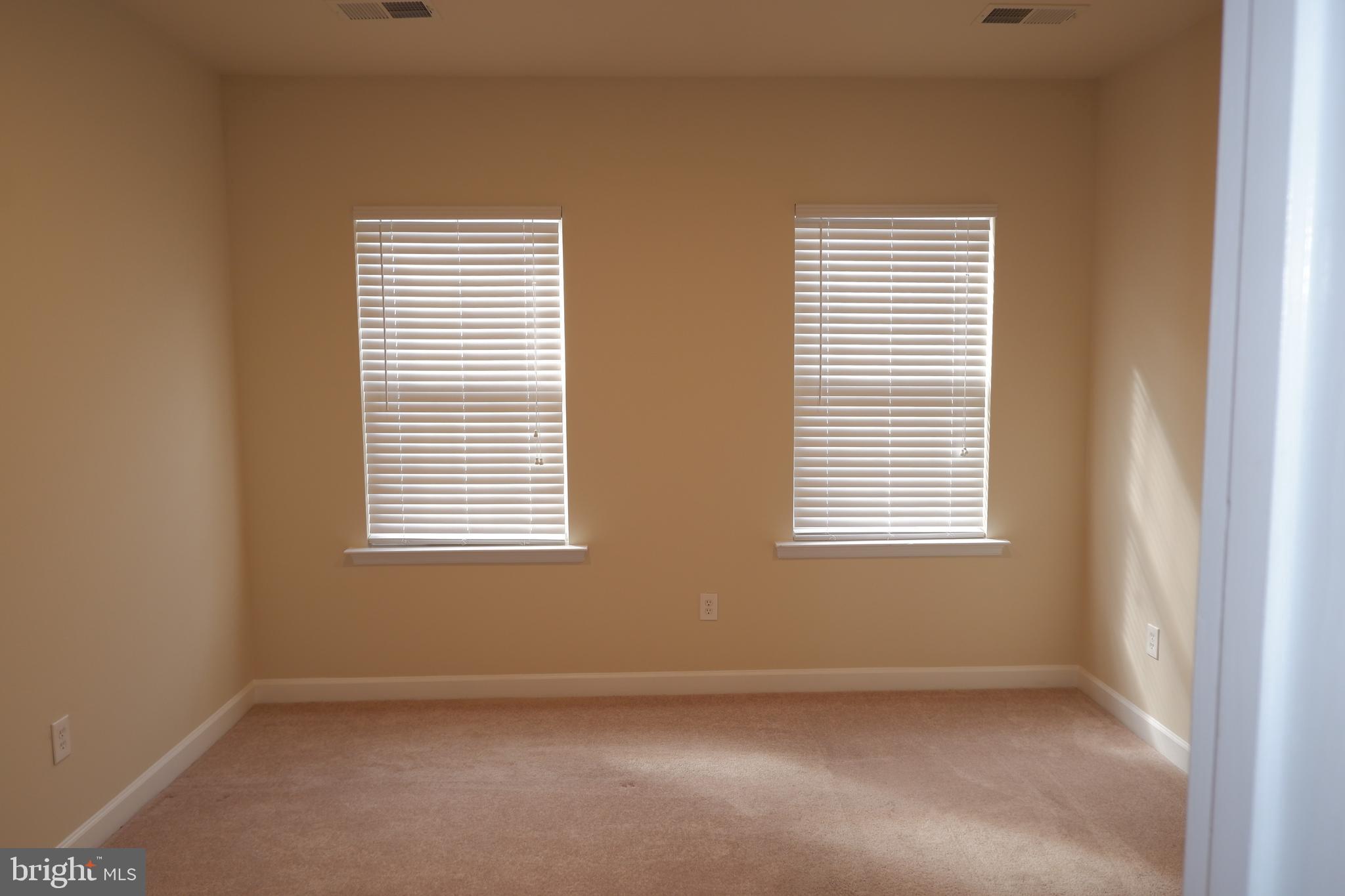 METRO PLACE AT TOWN CENTER - Residential Lease