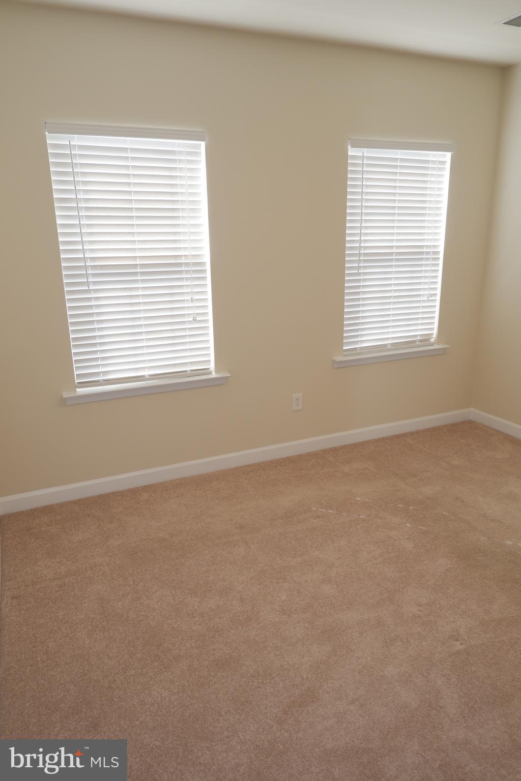 METRO PLACE AT TOWN CENTER - Residential Lease