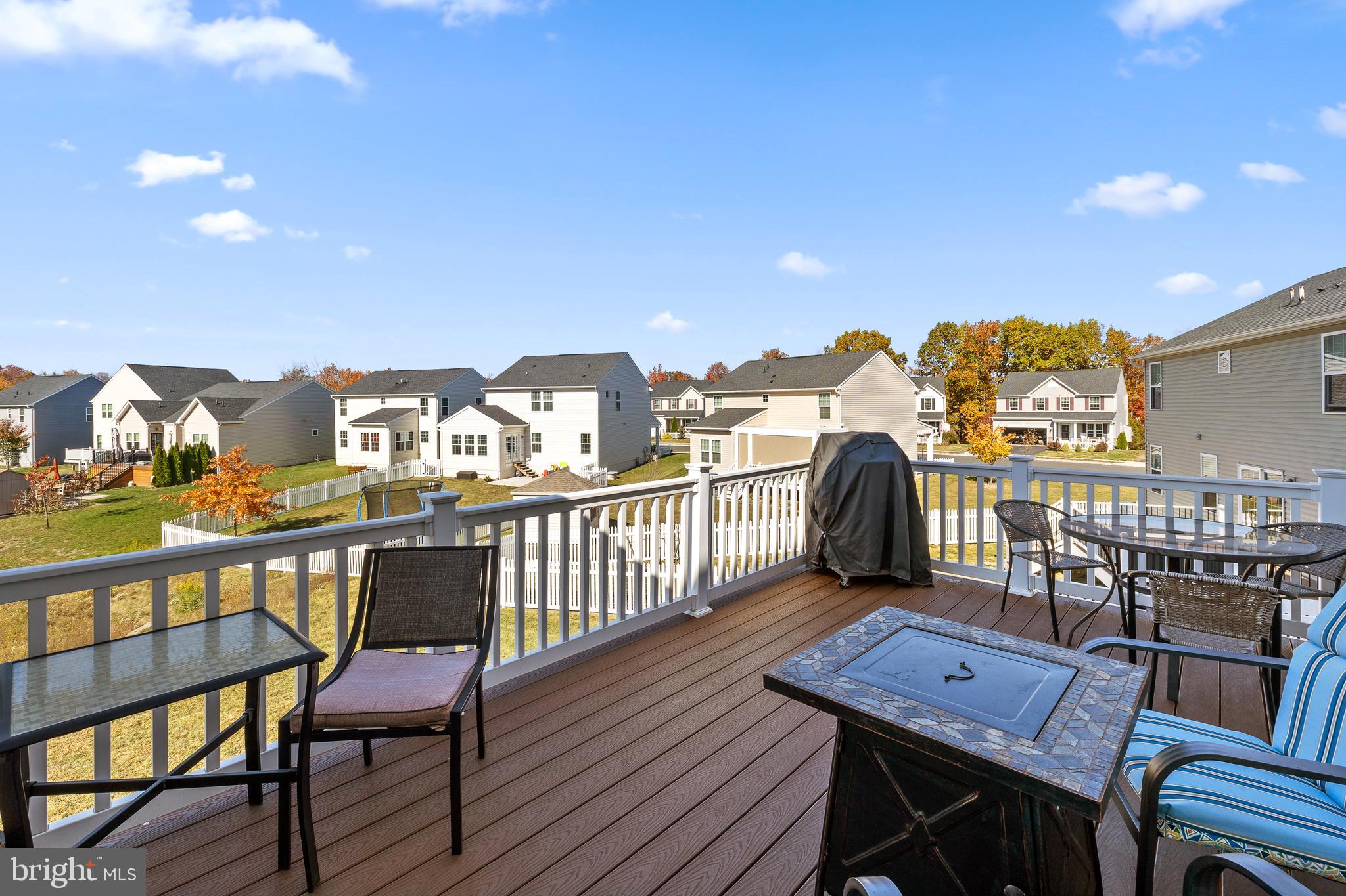 HANOVER POINTE - Residential