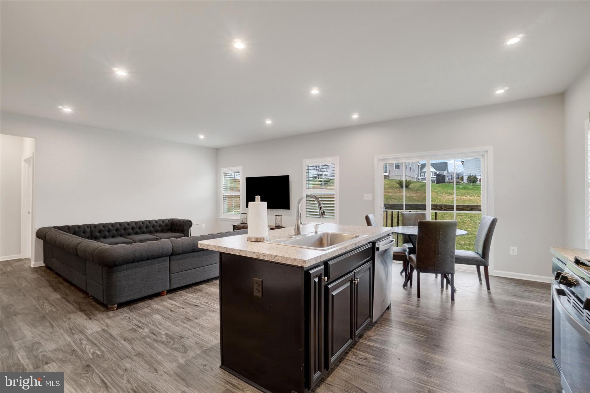 SPRINGETTSBURY TWP - Residential