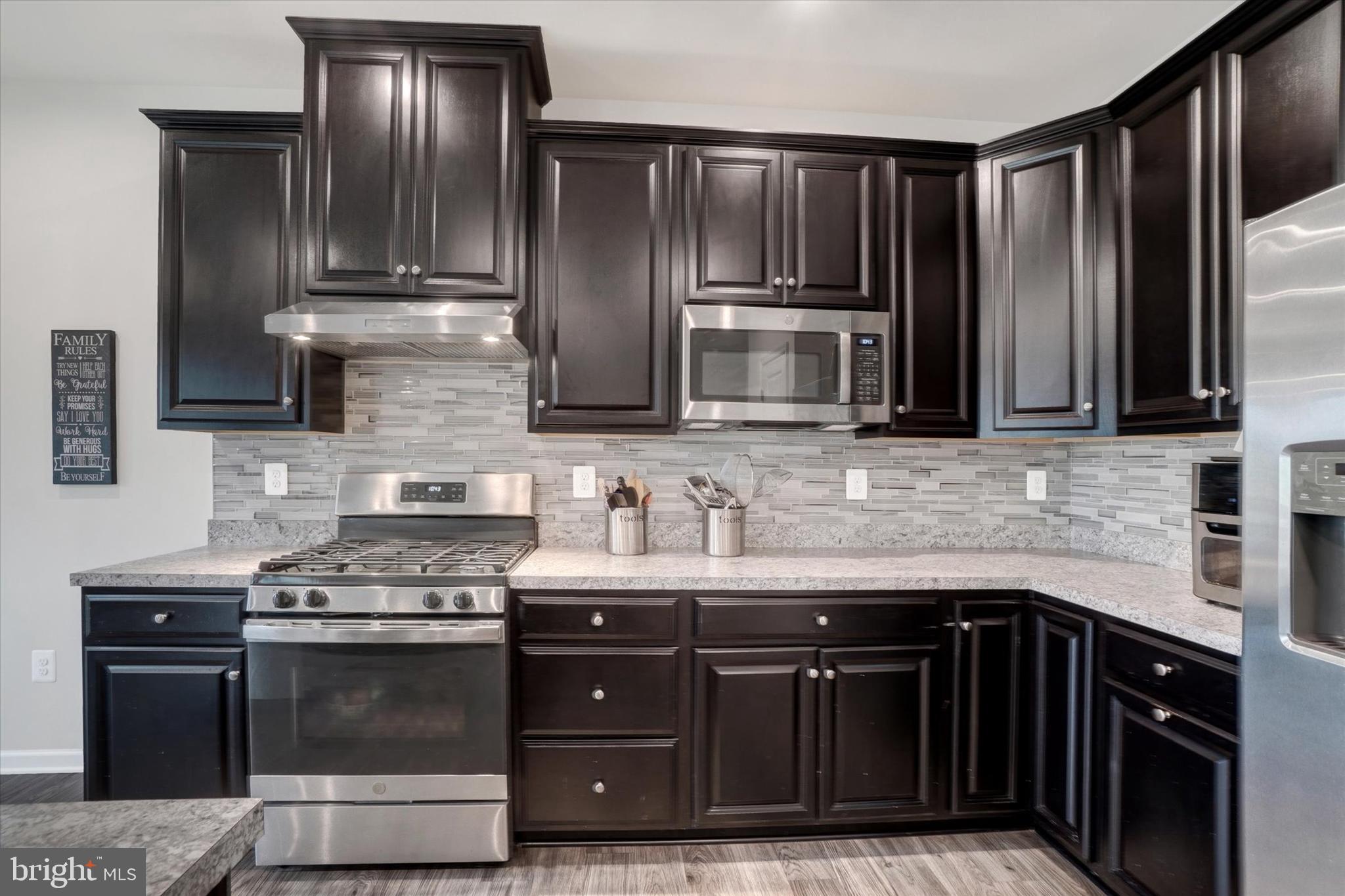 SPRINGETTSBURY TWP - Residential