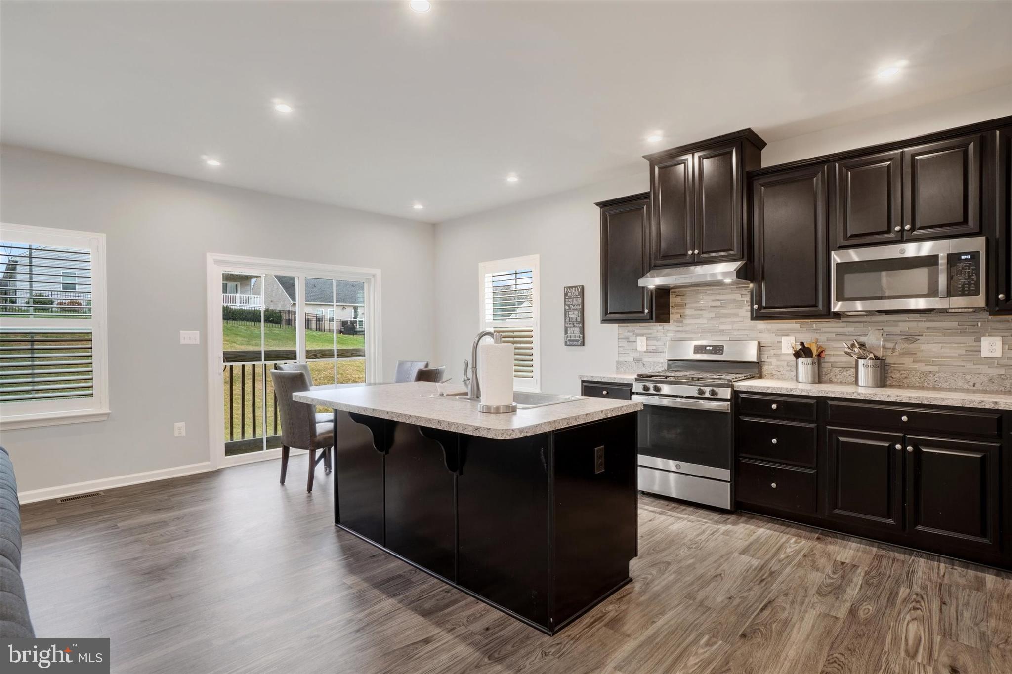 SPRINGETTSBURY TWP - Residential