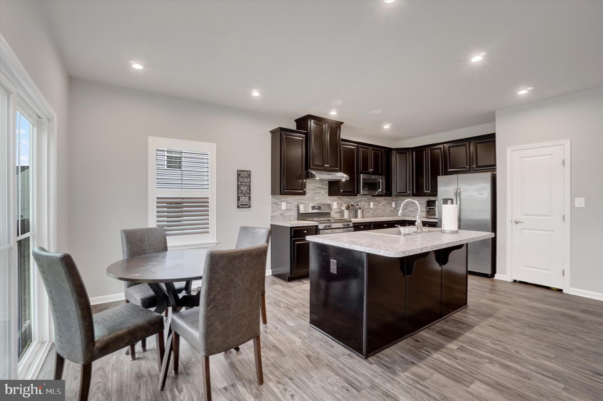 SPRINGETTSBURY TWP - Residential