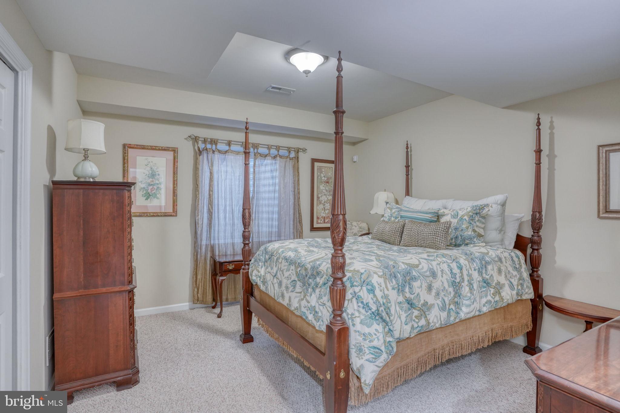 PARKSIDE - Residential