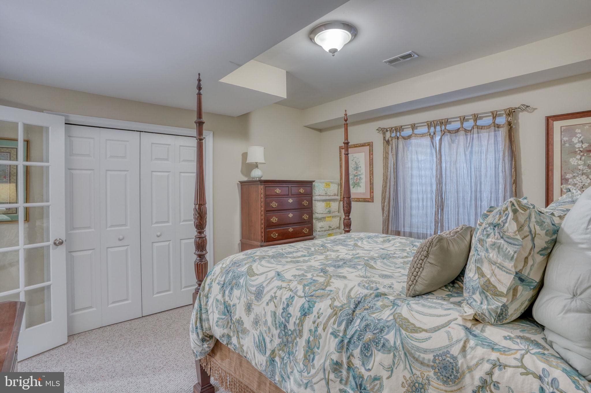 PARKSIDE - Residential