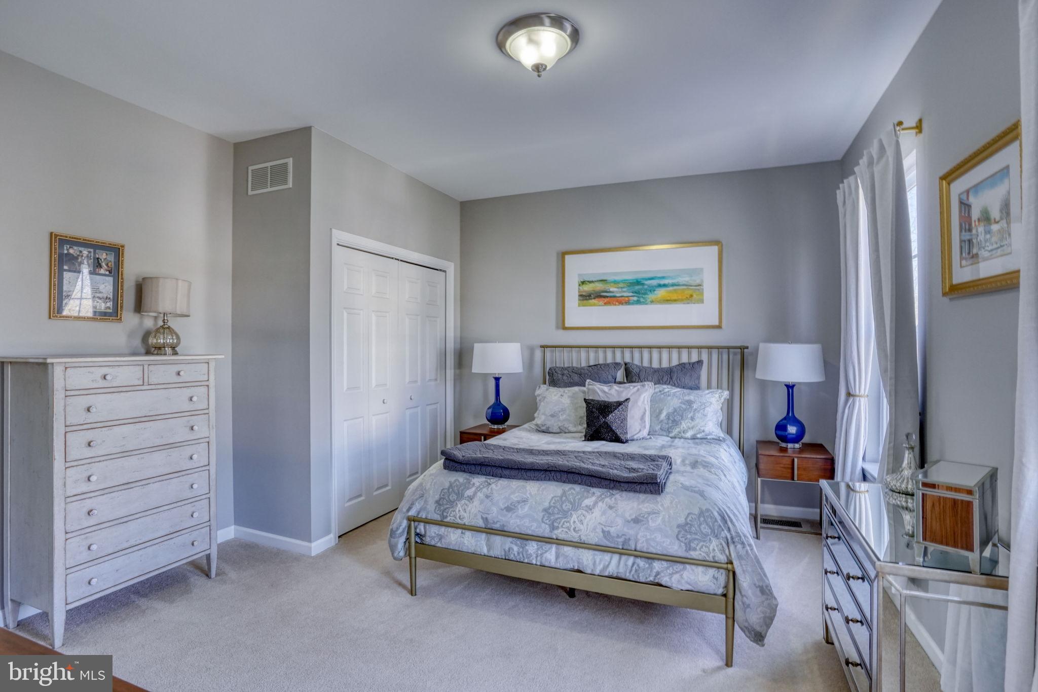 PARKSIDE - Residential