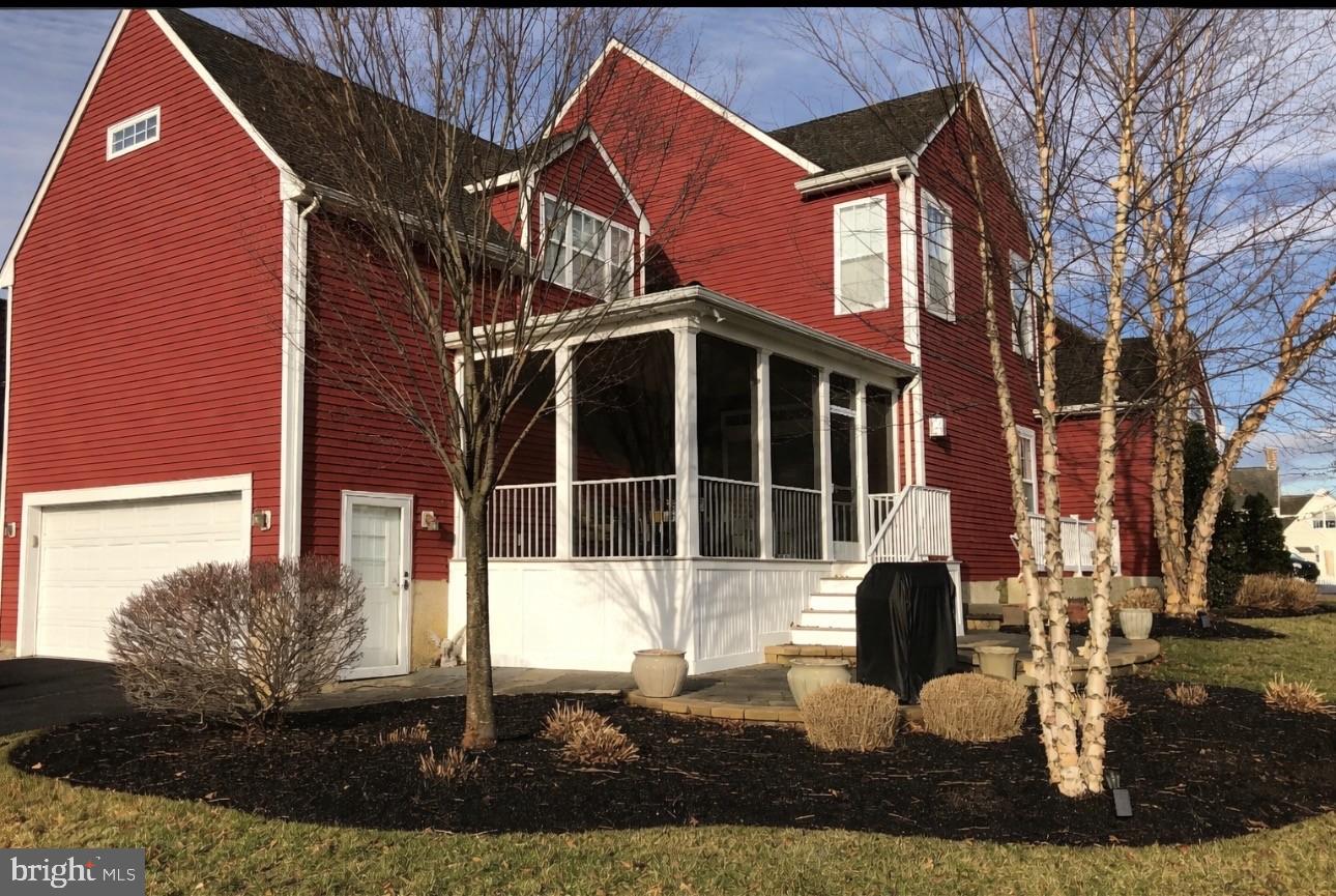 202 WICKERBERRY DRIVE