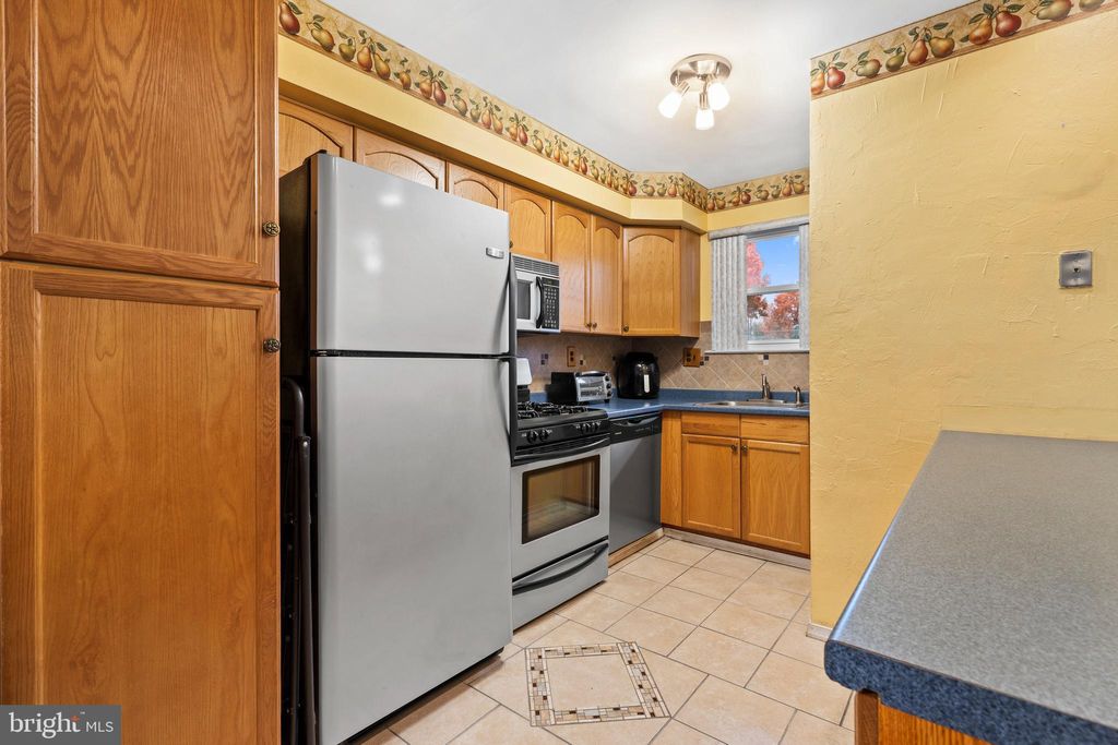 Photo of 280 La Cascata Tnhs, CLEMENTON, NJ 08021 (MLS # NJCD2106130)