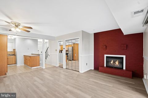 Photo of 280 La Cascata Tnhs, CLEMENTON, NJ 08021 (MLS # NJCD2106130)