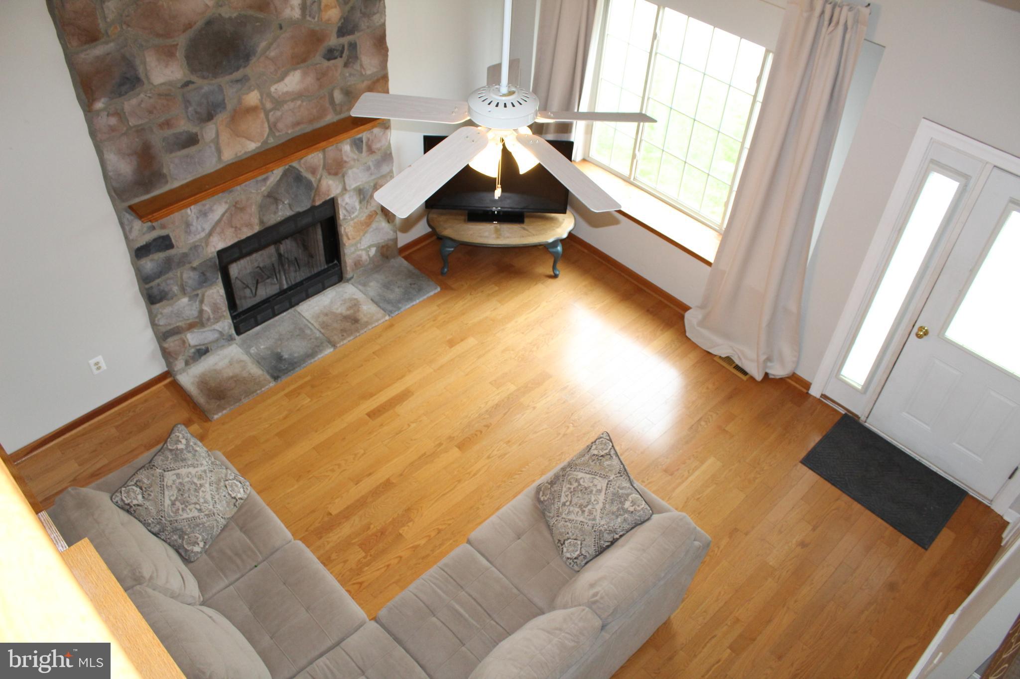 SALFORD POND - Residential