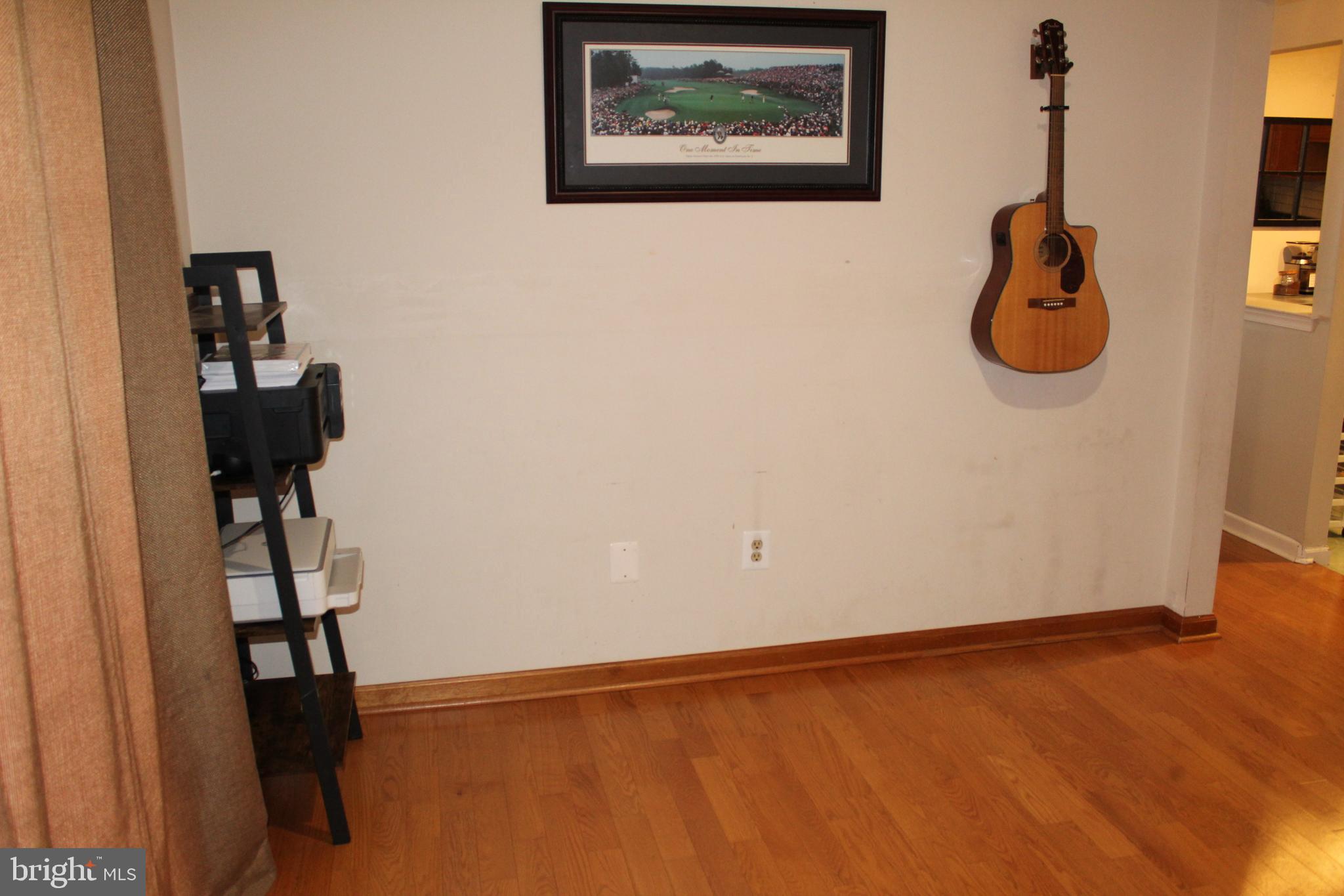 SALFORD POND - Residential