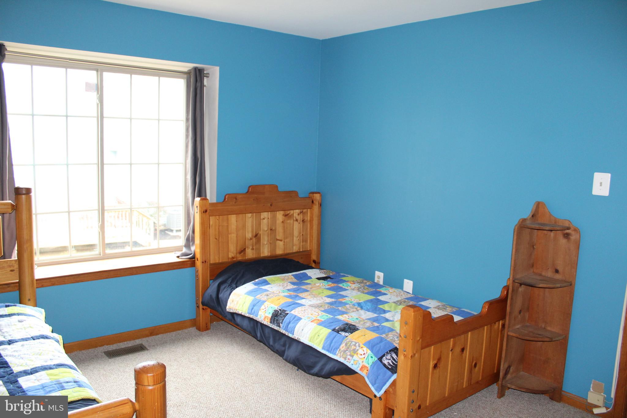 SALFORD POND - Residential