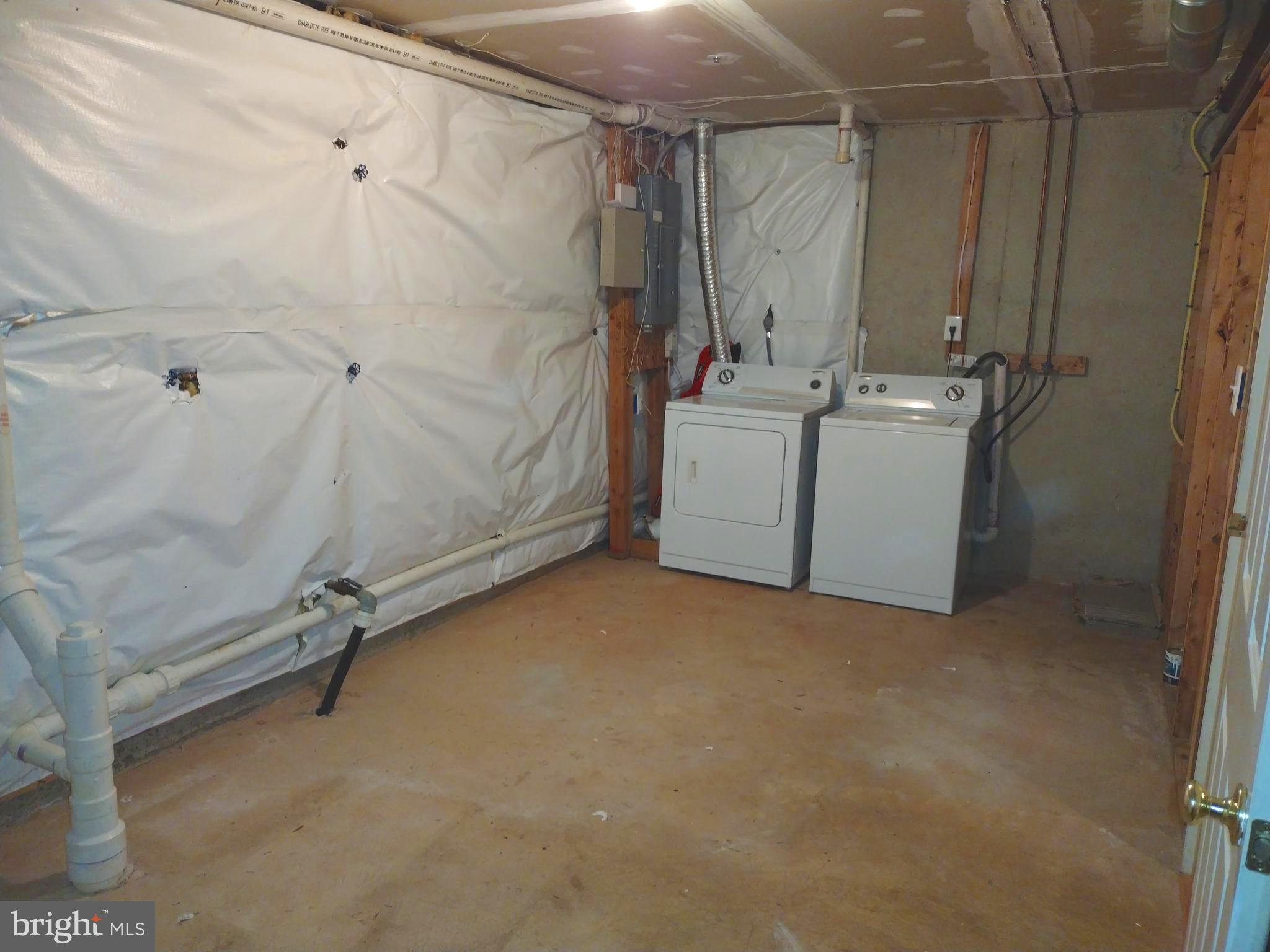 FOX CHASE - Residential