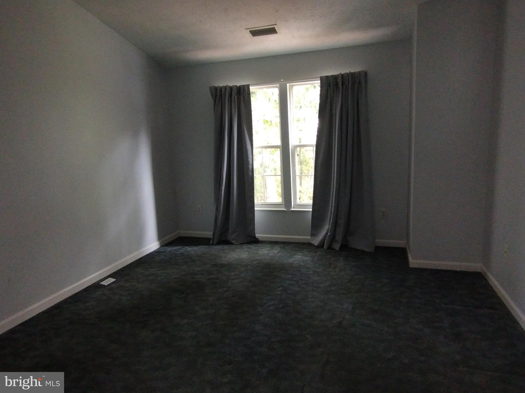 FOX CHASE - Residential