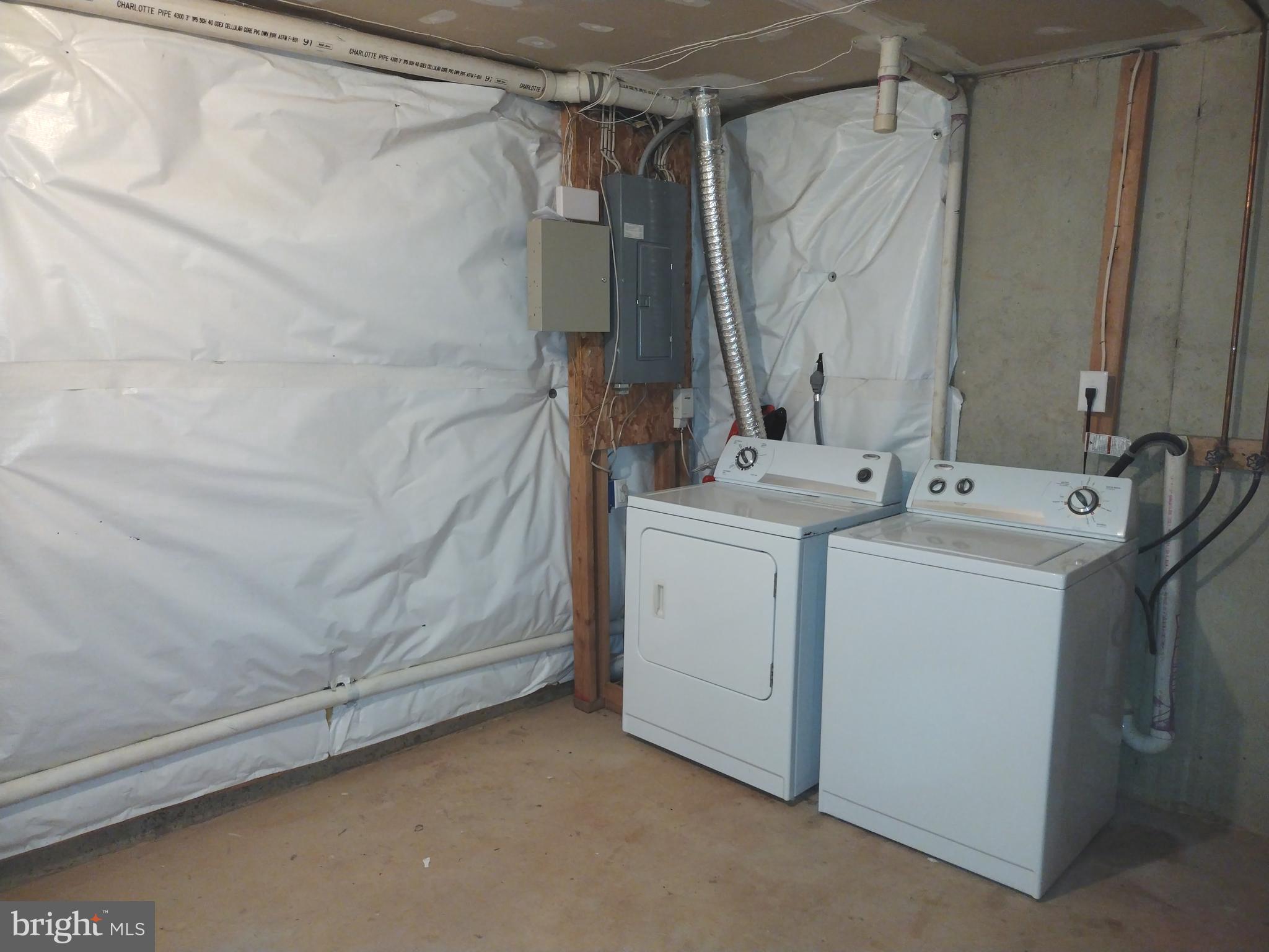 FOX CHASE - Residential