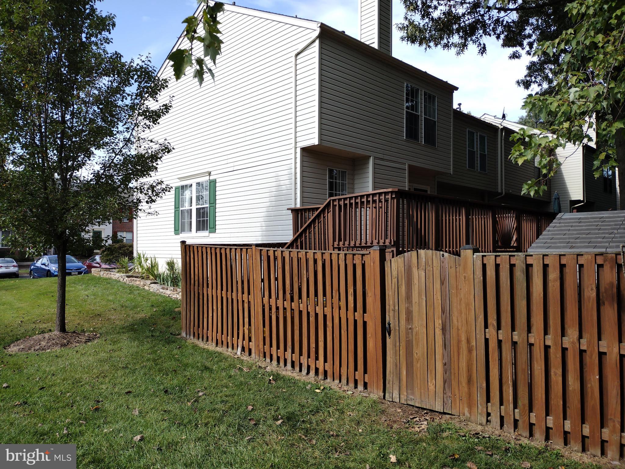 FOX CHASE - Residential