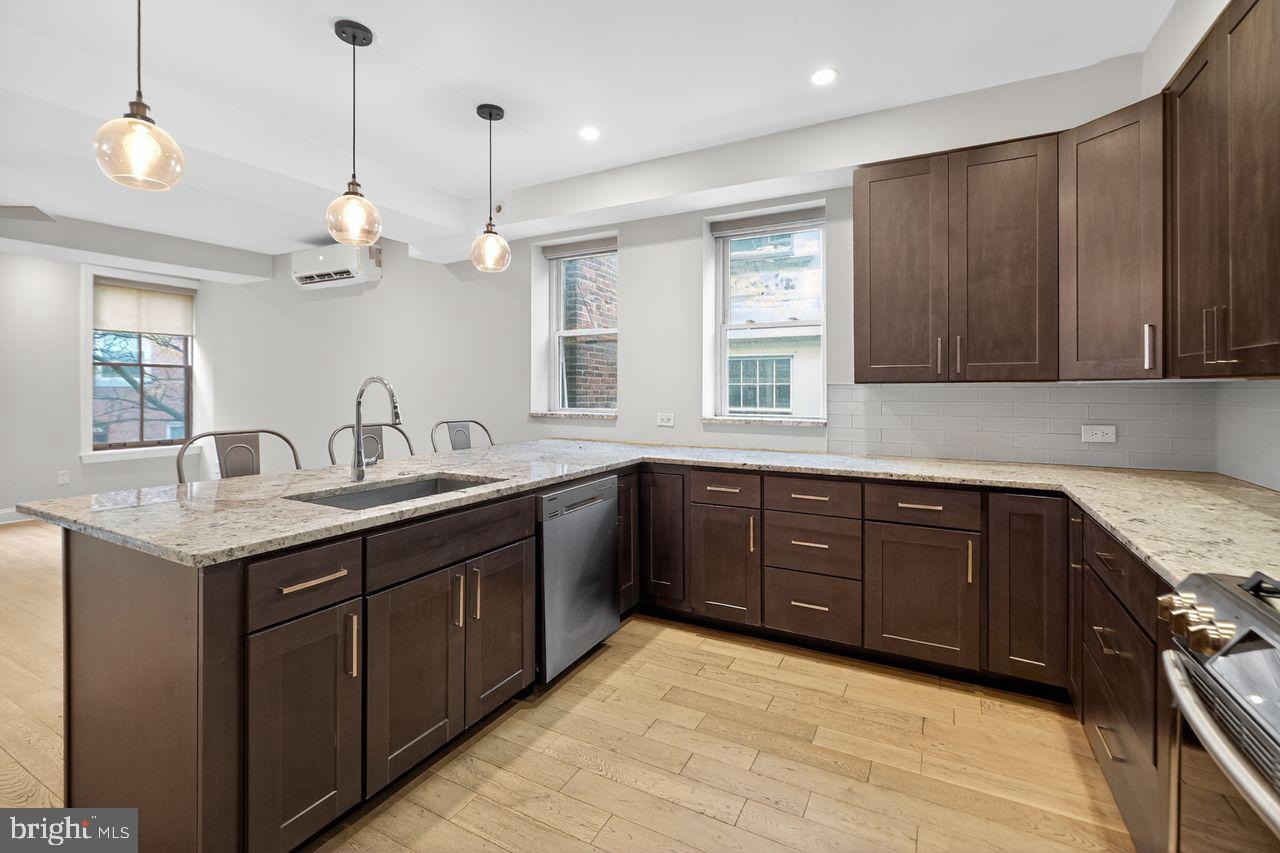 RITTENHOUSE SQUARE - Residential