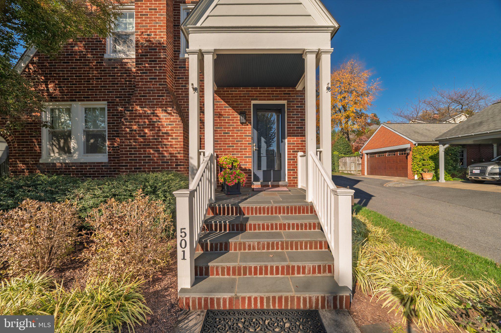 501 FLEMING AVENUE