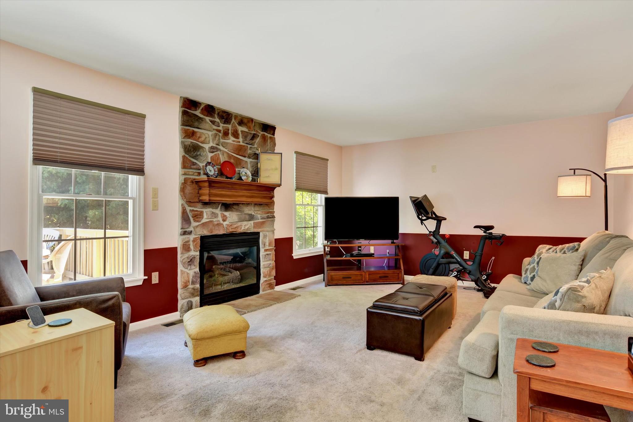 1153 FLEMING DRIVE