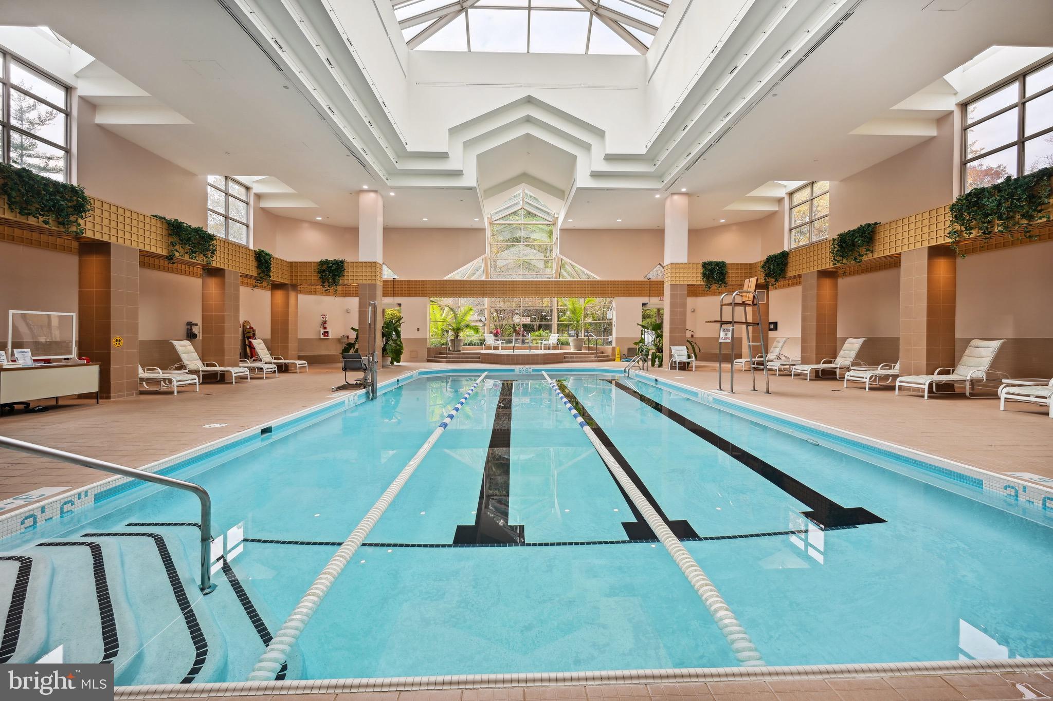 SOMERSET HOUSE CONDOS - Residential