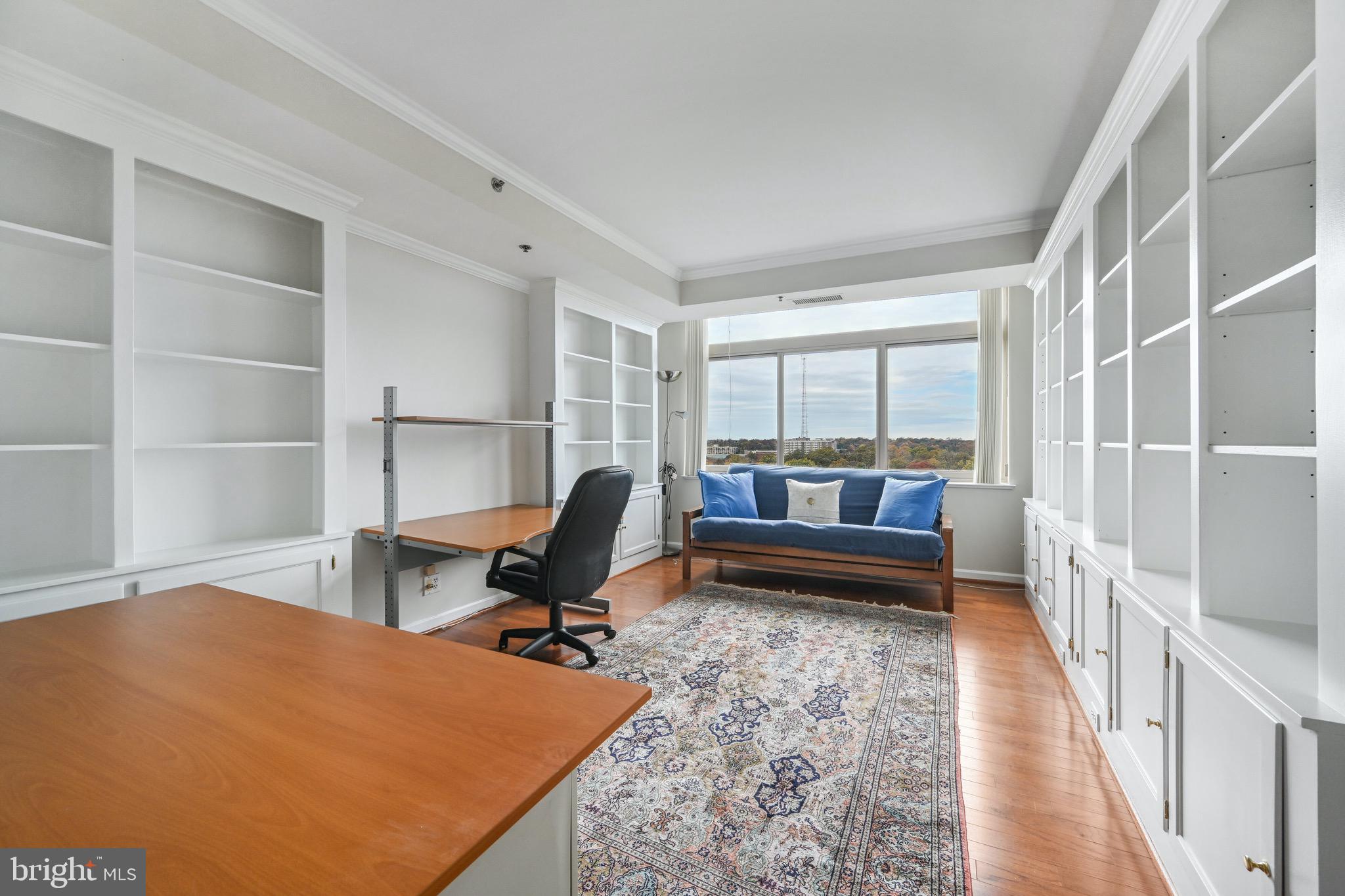 SOMERSET HOUSE CONDOS - Residential