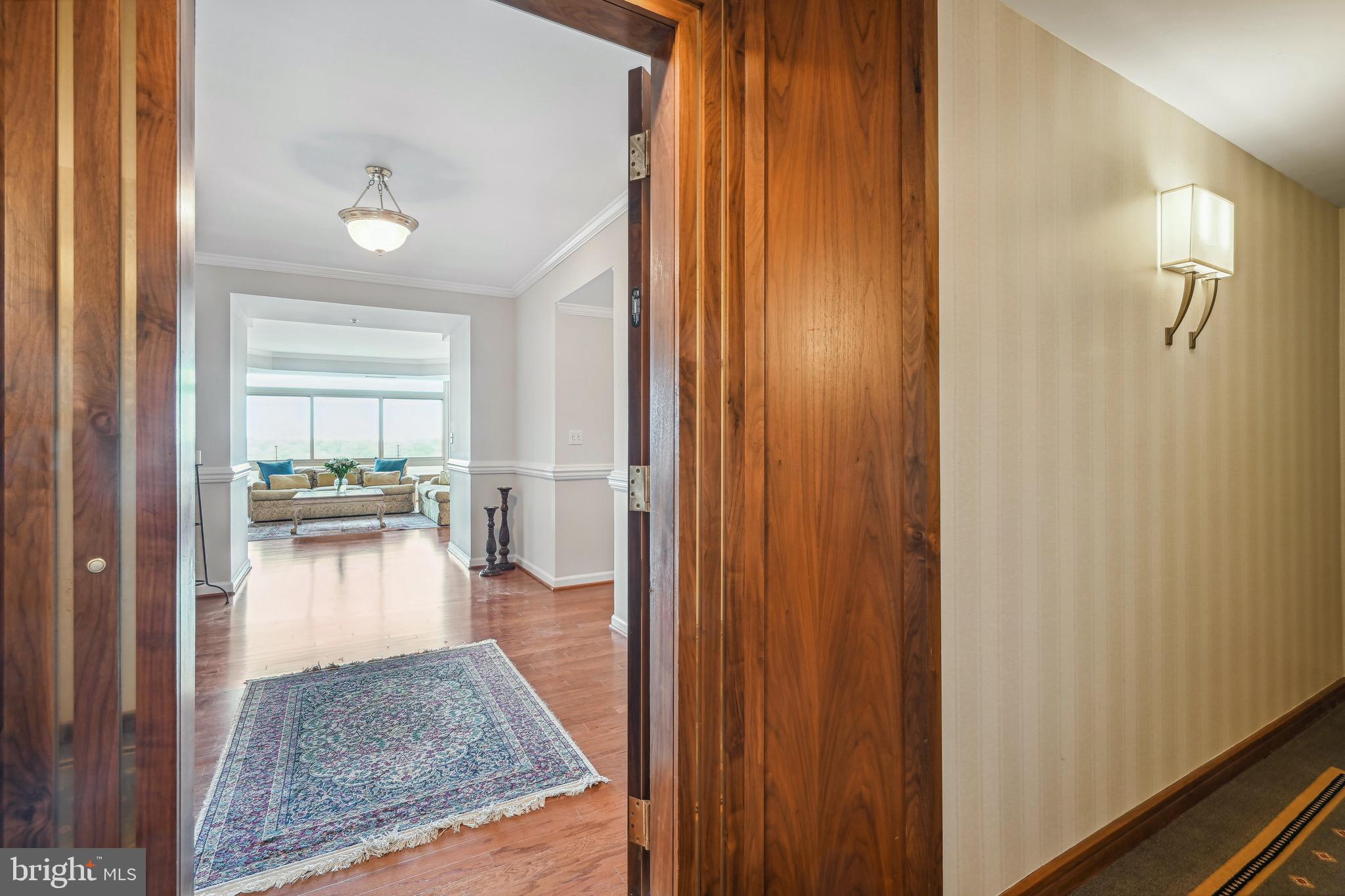 SOMERSET HOUSE CONDOS - Residential