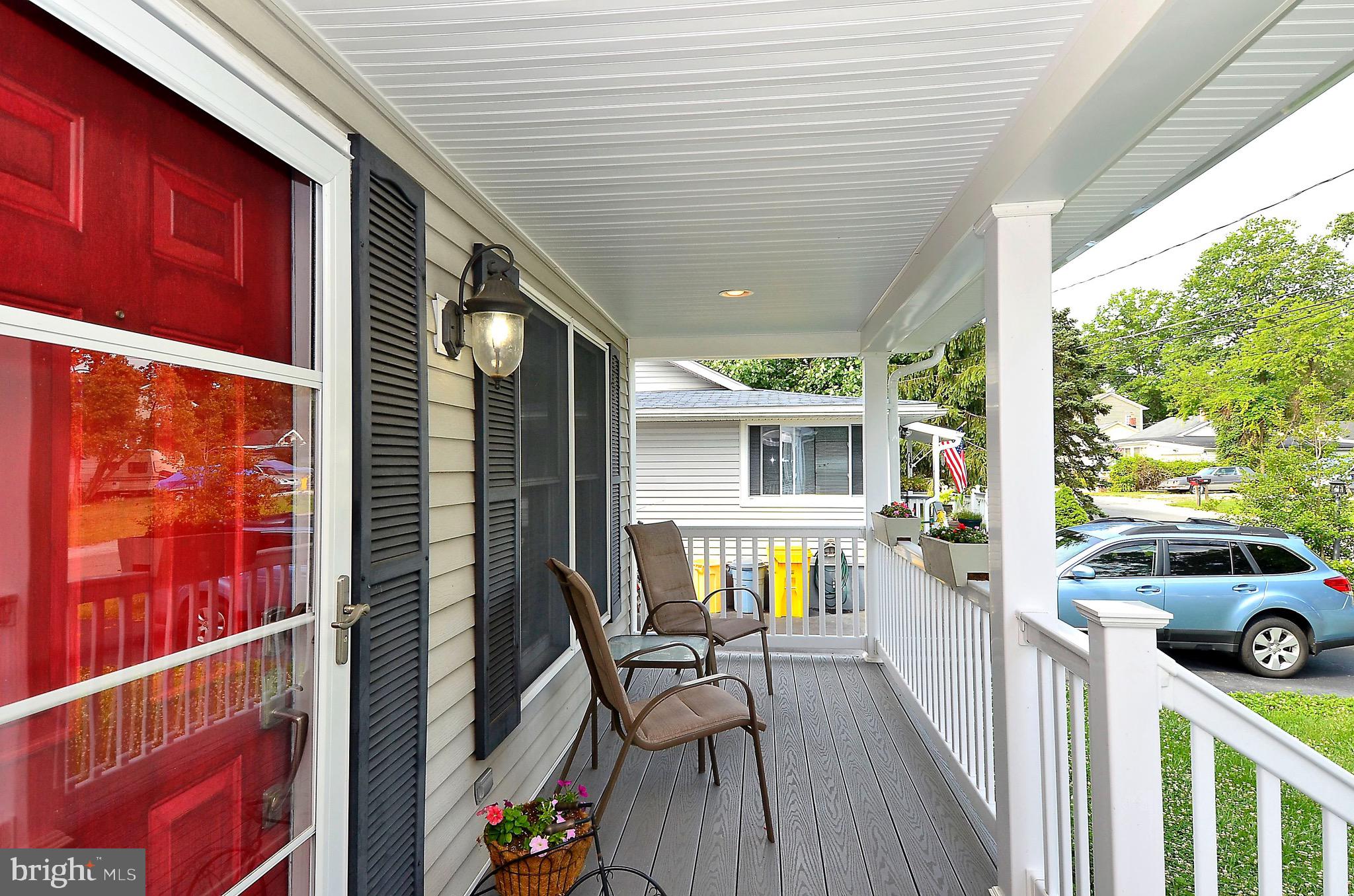 WOODLAND BEACH - Residential