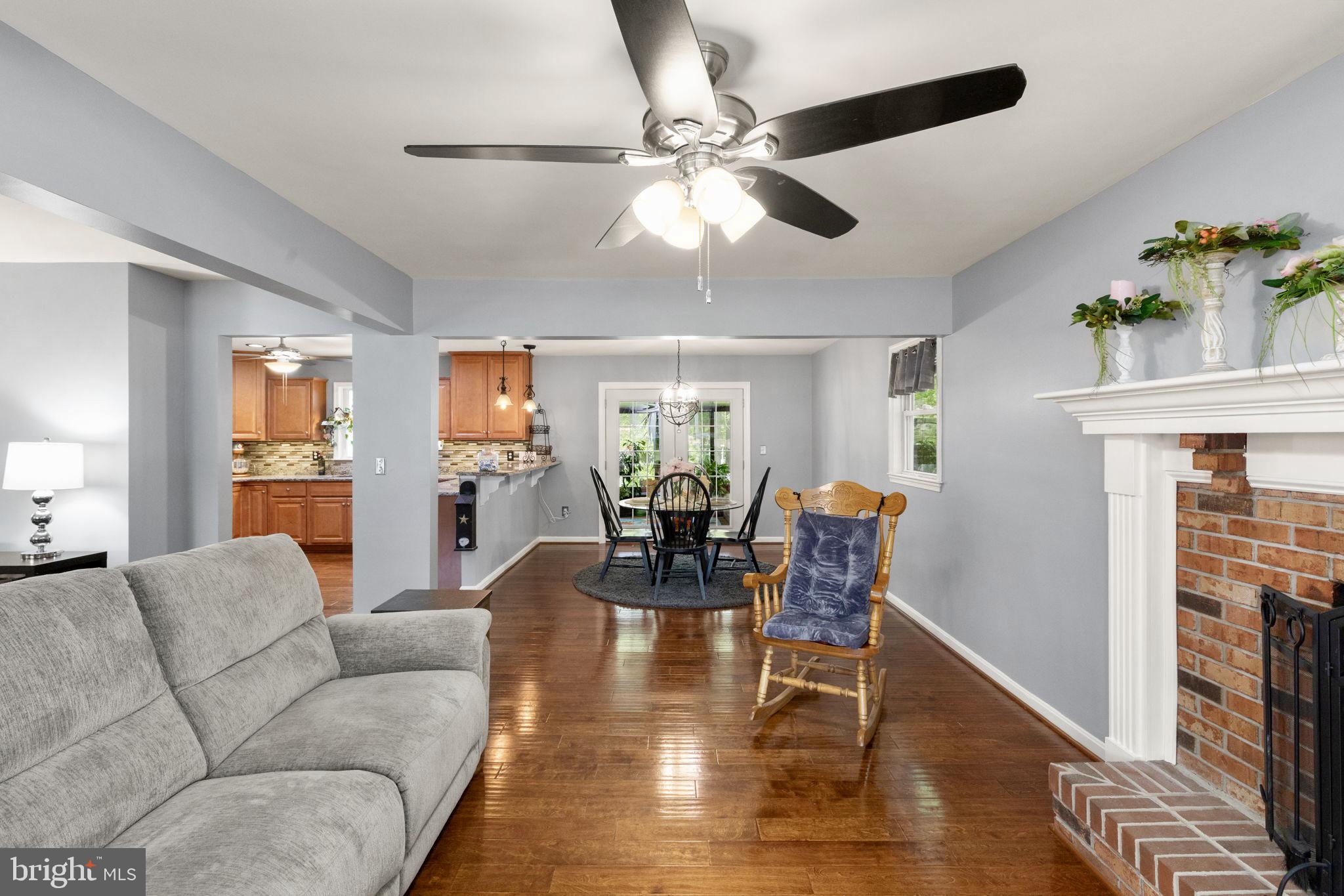 CARROLL SQUARE - Residential