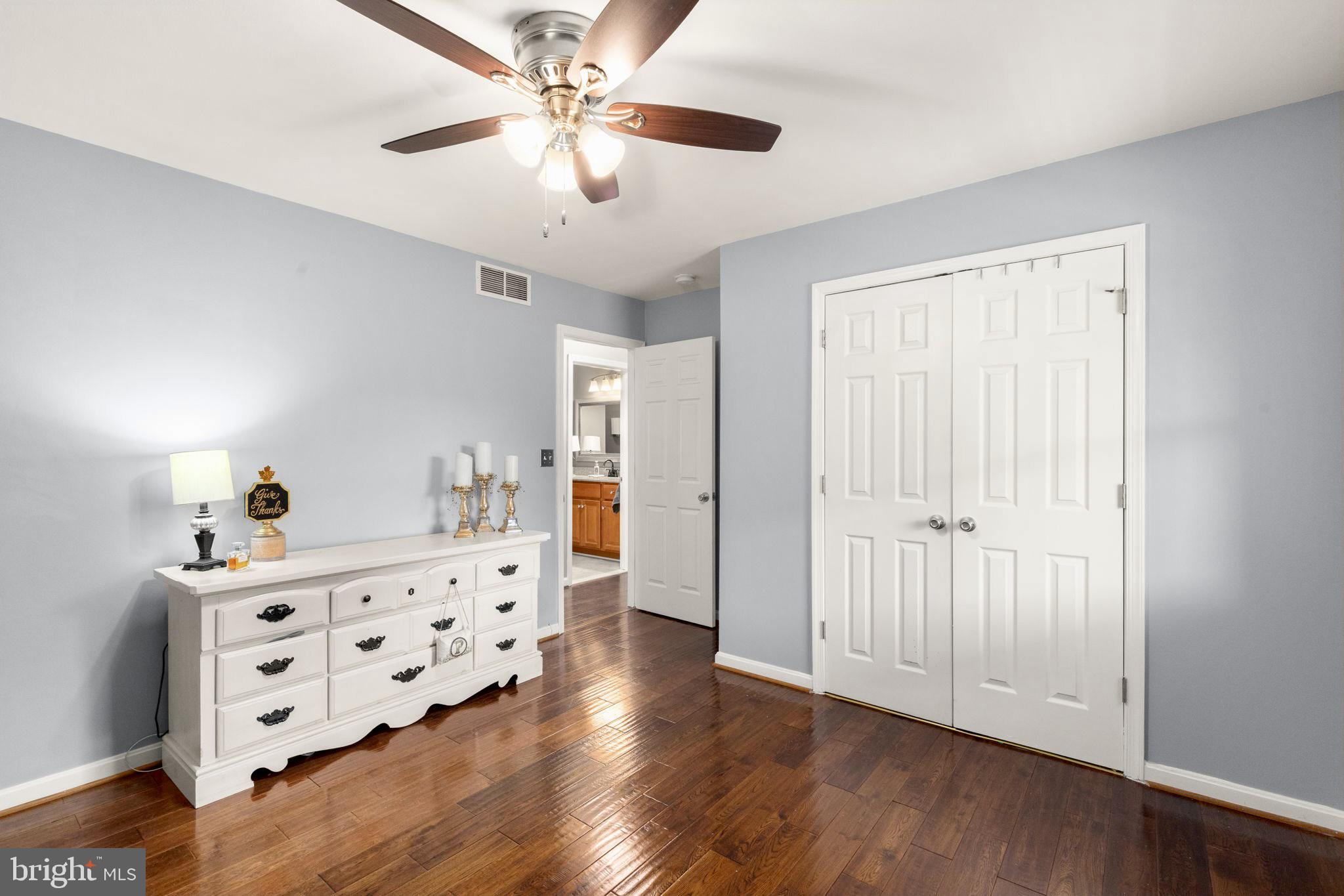 CARROLL SQUARE - Residential