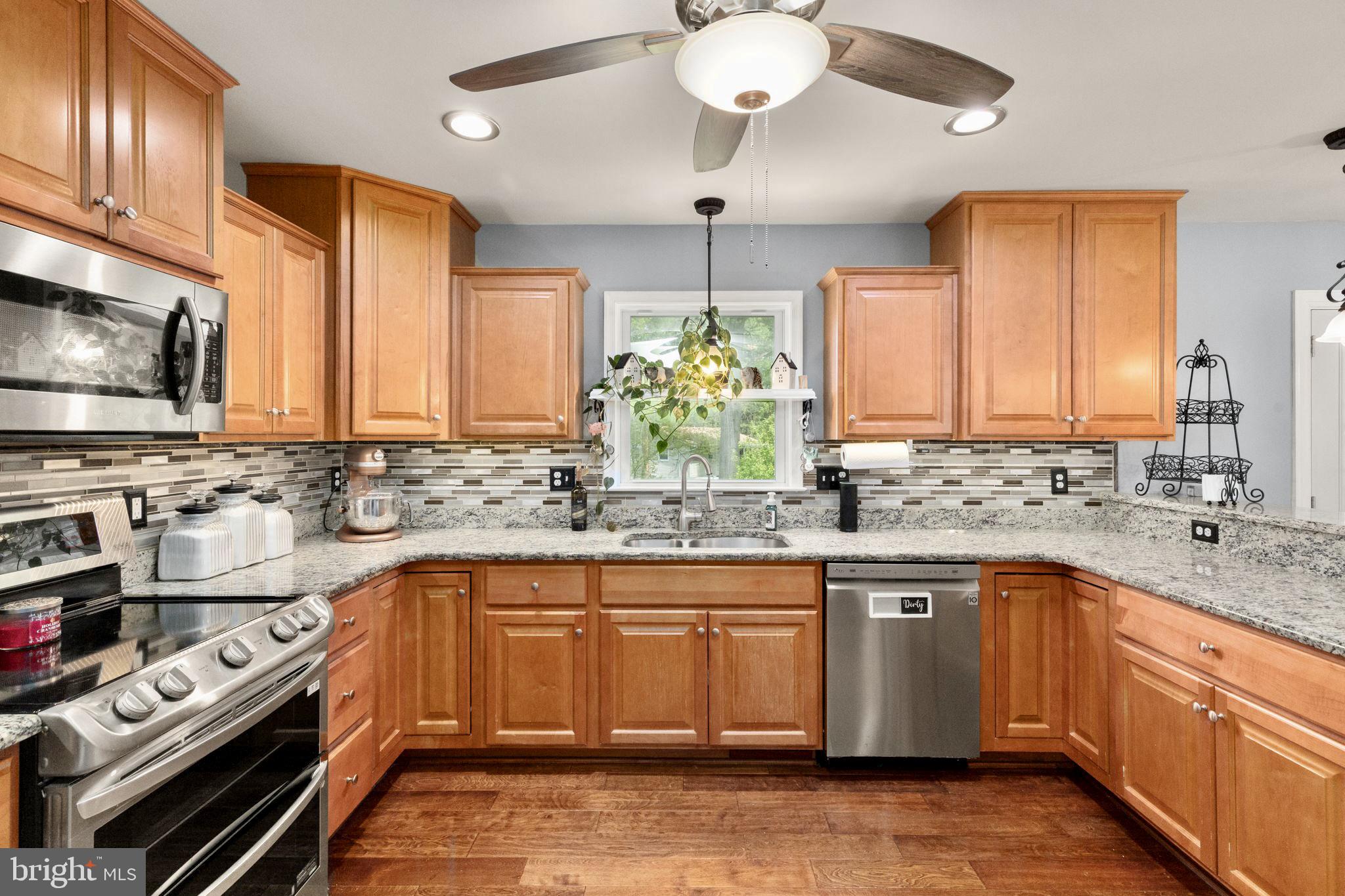 CARROLL SQUARE - Residential