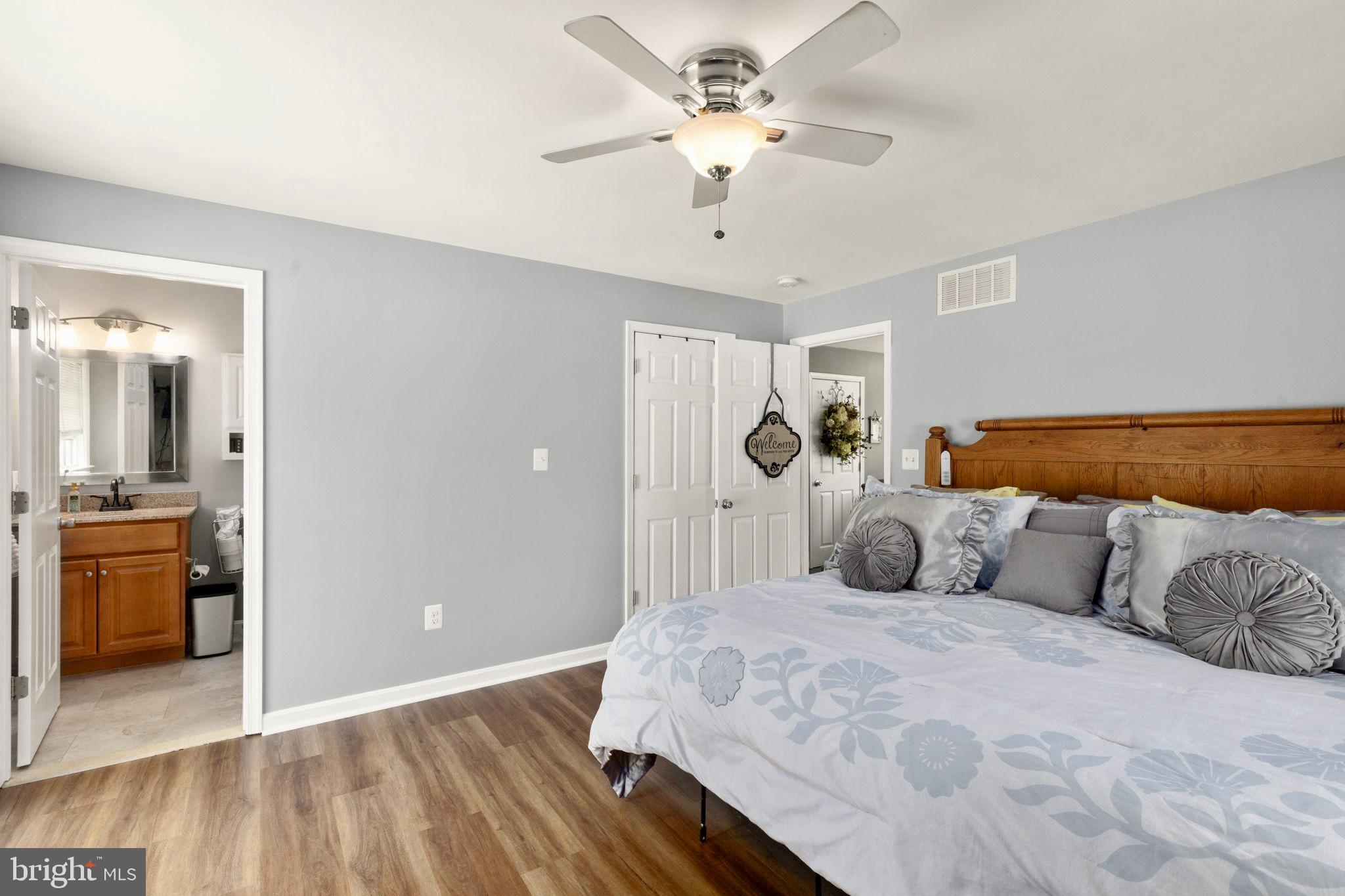 CARROLL SQUARE - Residential