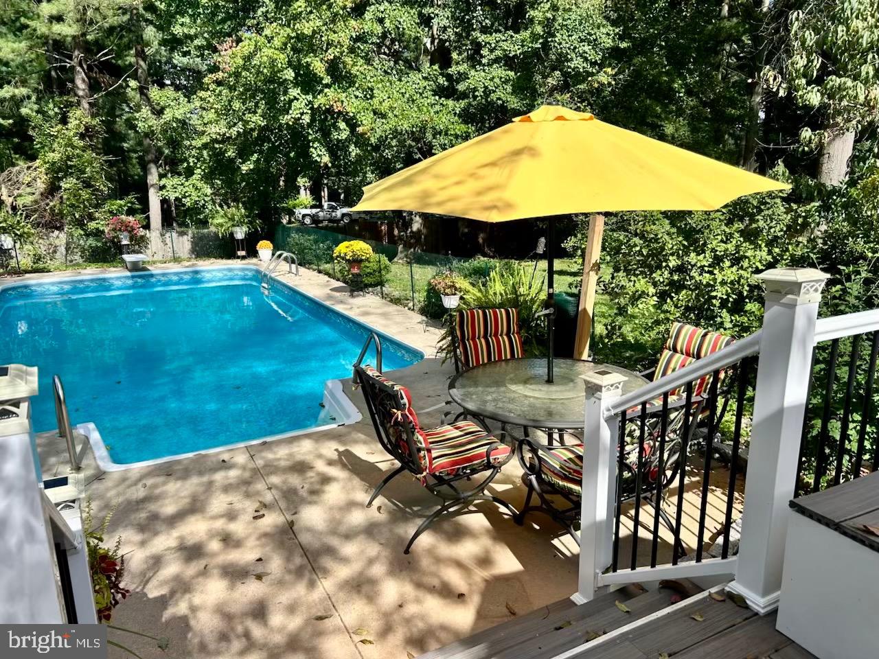 CARROLL SQUARE - Residential