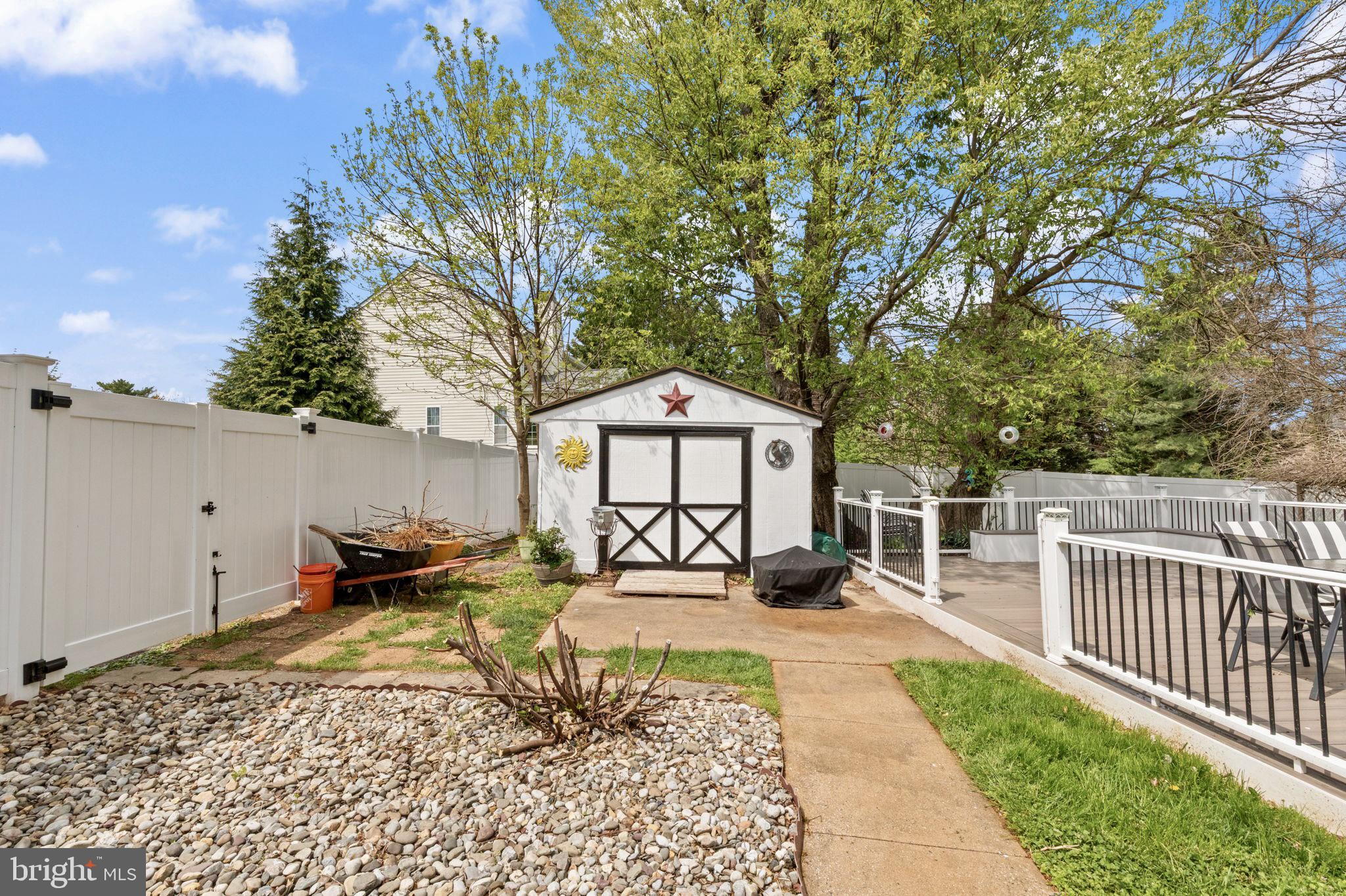 CARROLL SQUARE - Residential