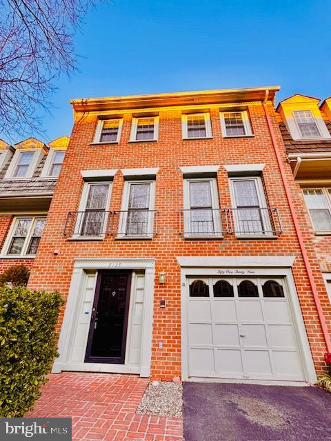 SEMINARY PARK - Residential Lease