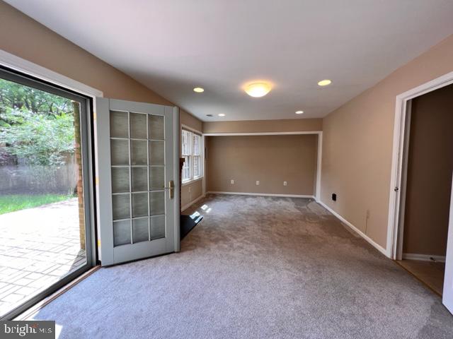 SEMINARY PARK - Residential Lease