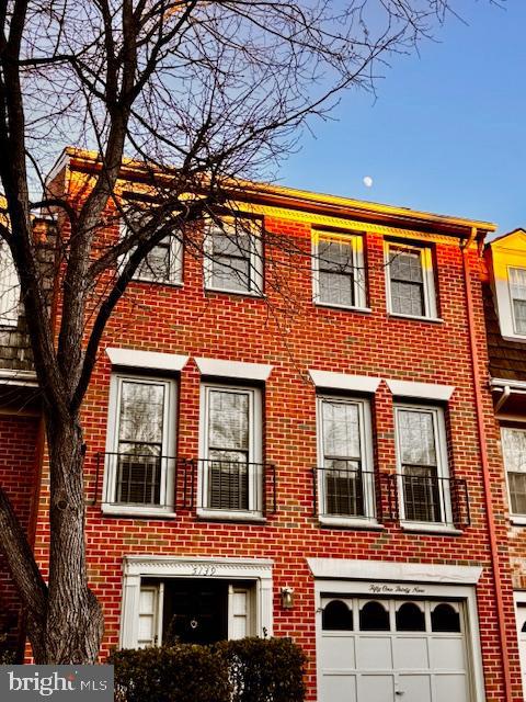 SEMINARY PARK - Residential Lease