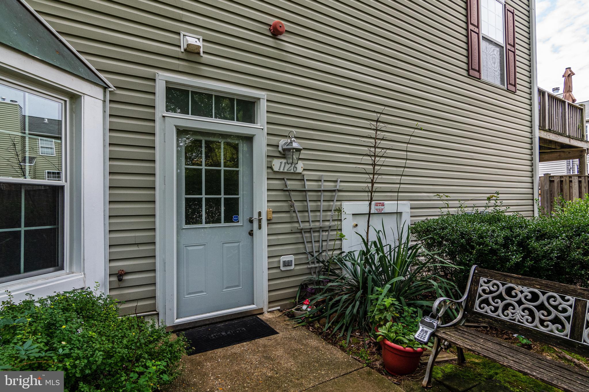 NANTUCKET MEWS @ CROFTON - Residential