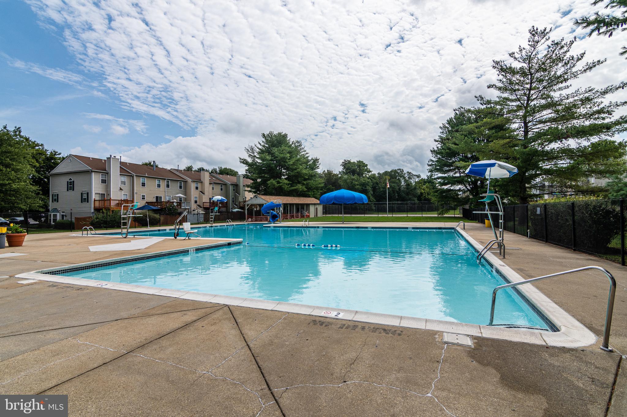 NANTUCKET MEWS @ CROFTON - Residential