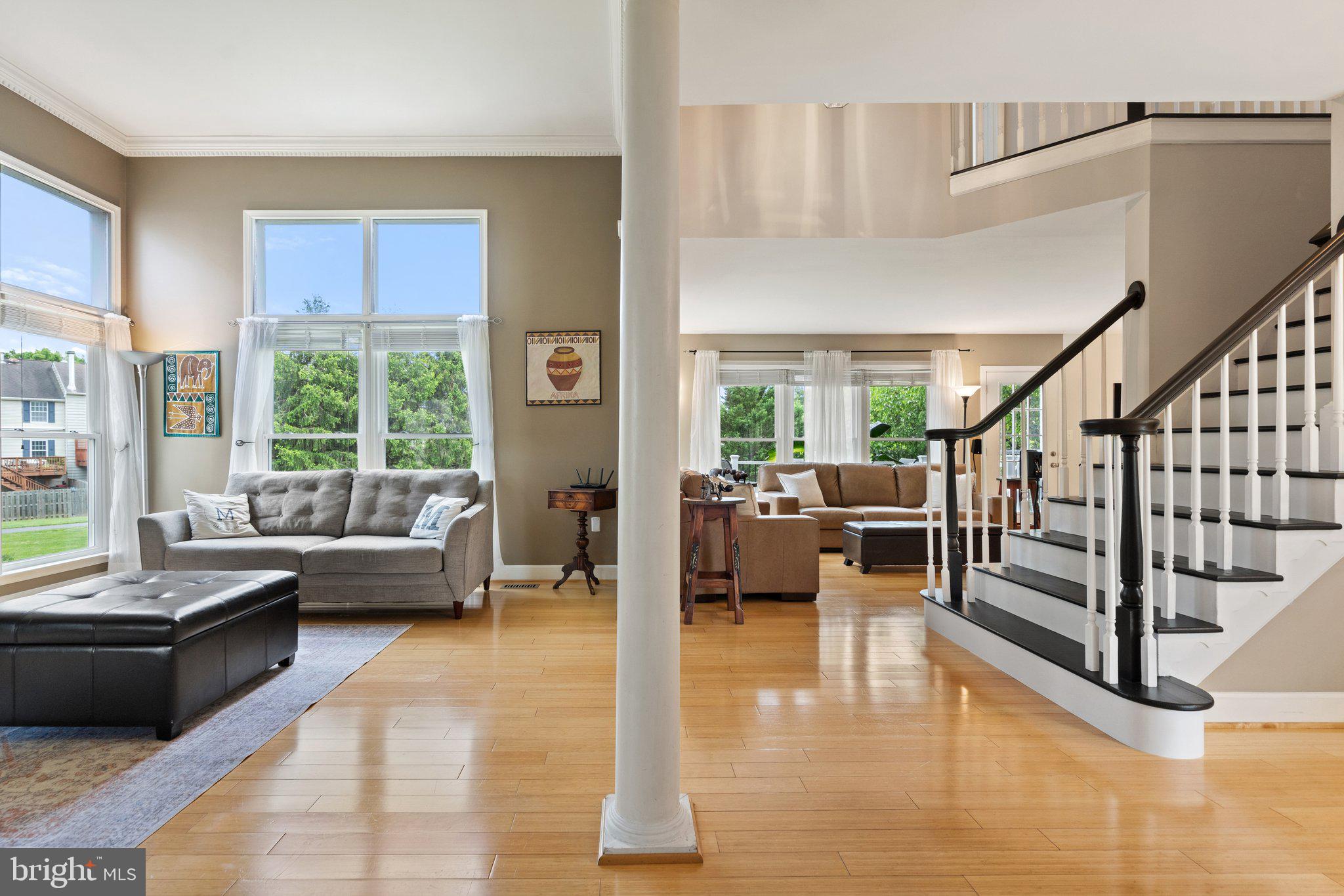 ASHBURN VILLAGE - Residential