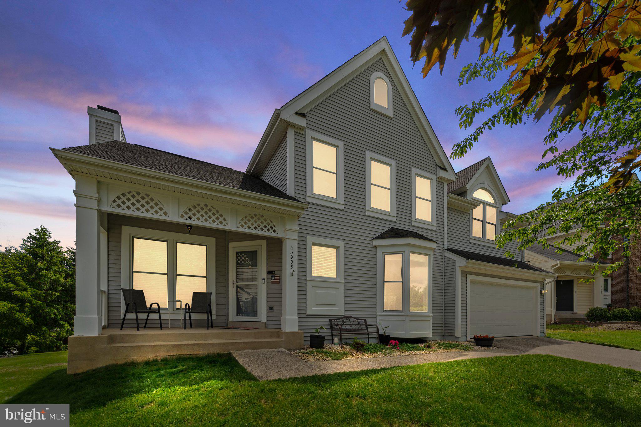 ASHBURN VILLAGE - Residential