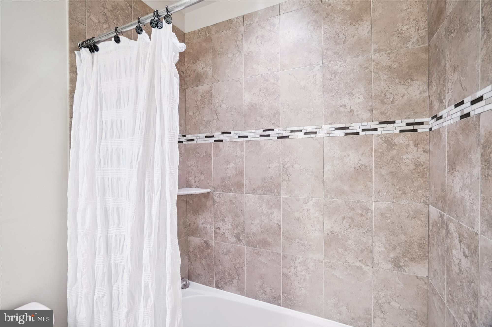 GREENBELT STATION - Residential