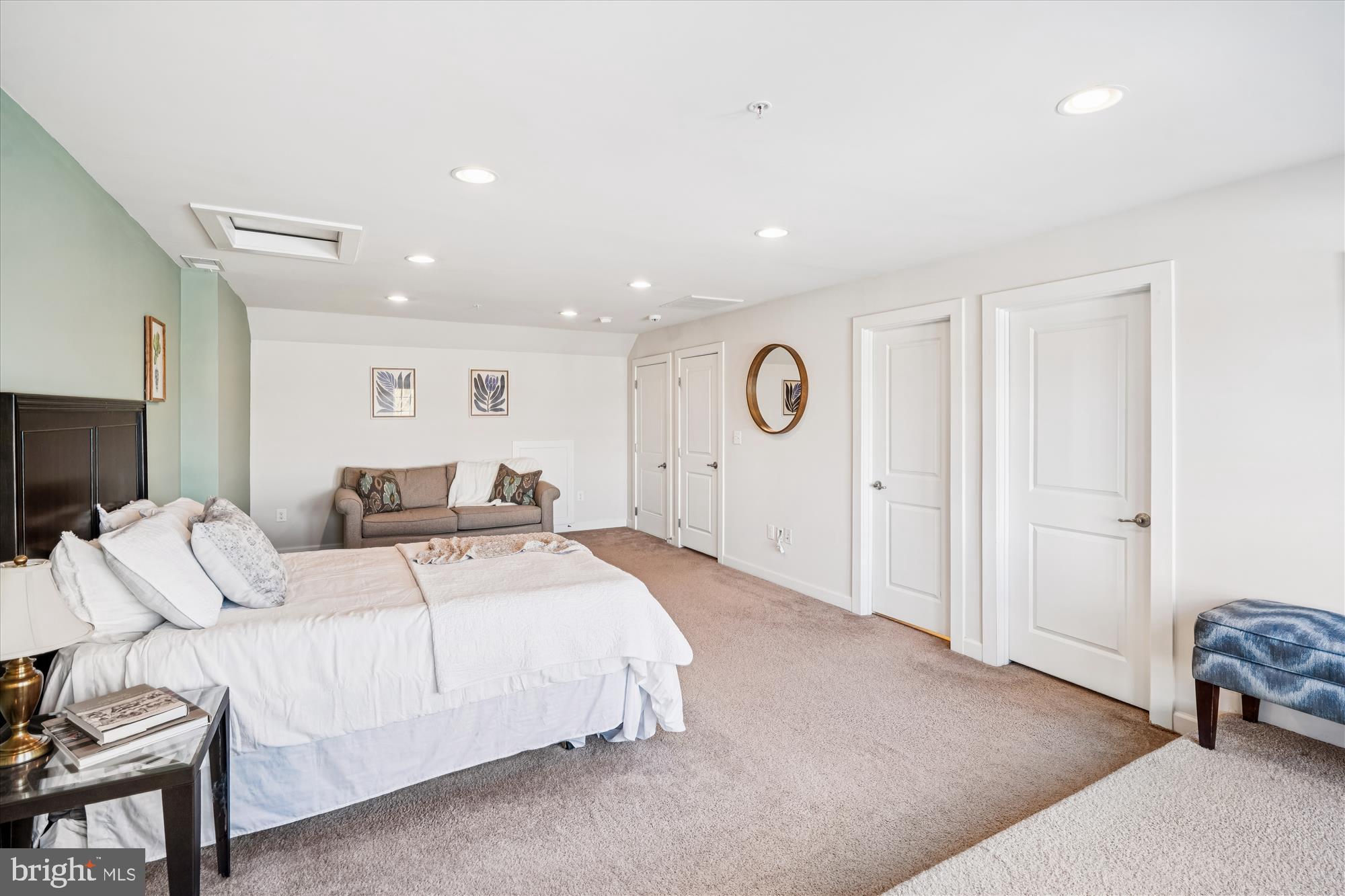 GREENBELT STATION - Residential